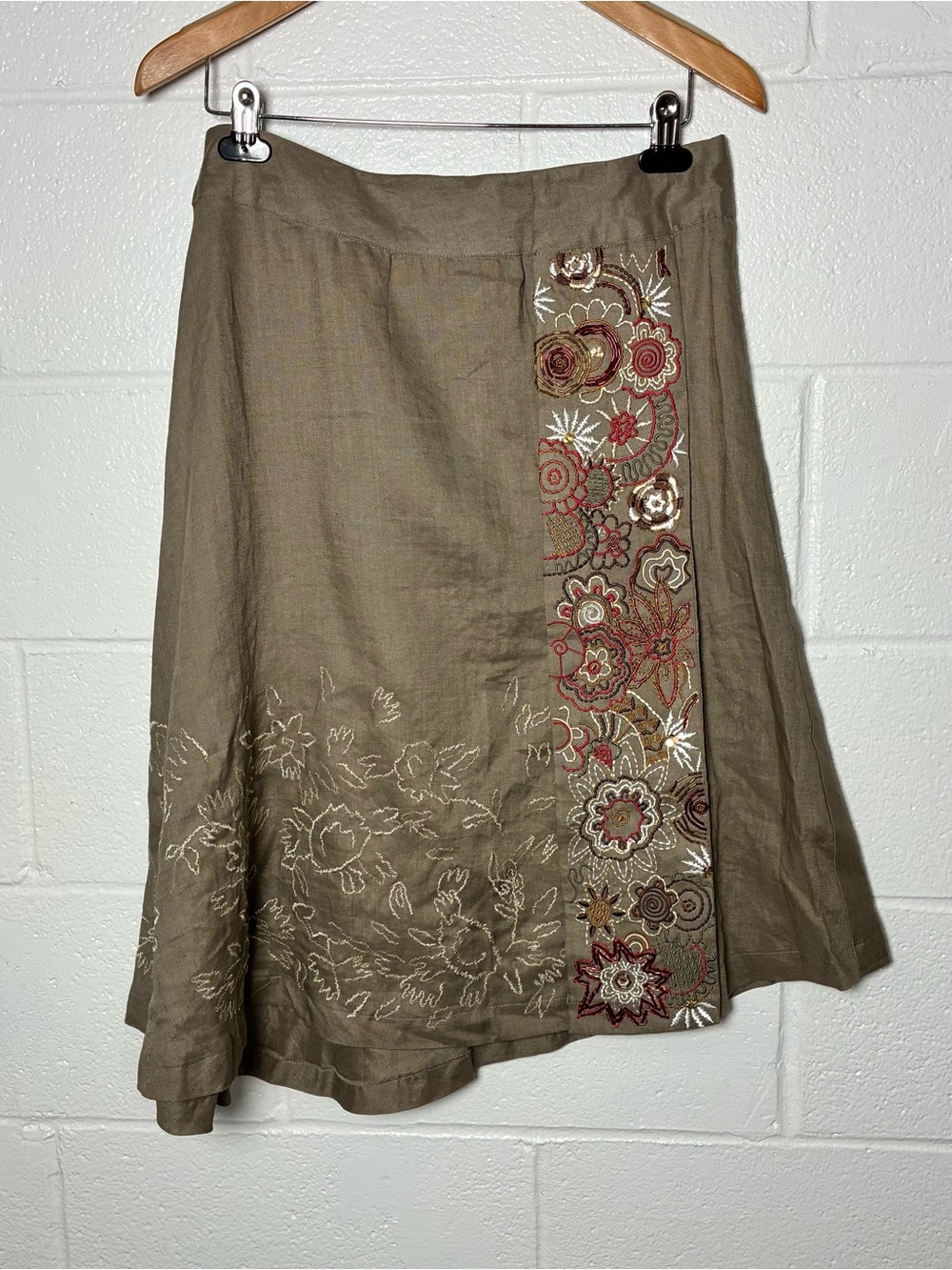Saint Tropez West Embroidered Beaded 100% Linen Skirt